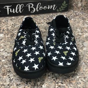 Bioworld Wonder Woman sneakers size 7 NWOT